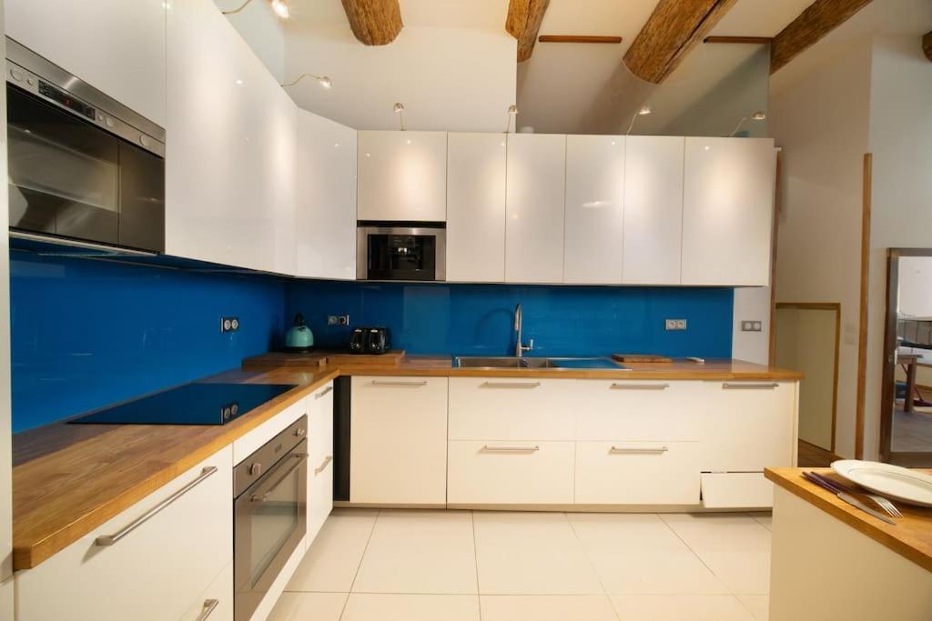 Air-Conditioned Loft In The Heart Of The Old Port Marselha Exterior foto